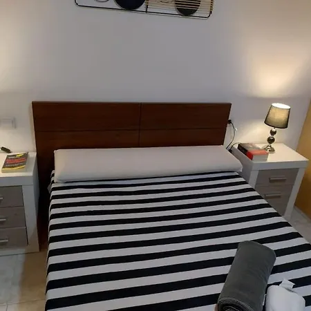 דירה La Casita De Briales מאלגה